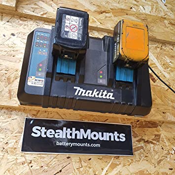 Makita-マキタ- DC18RD充電器壁掛け用 ダブルマウント
